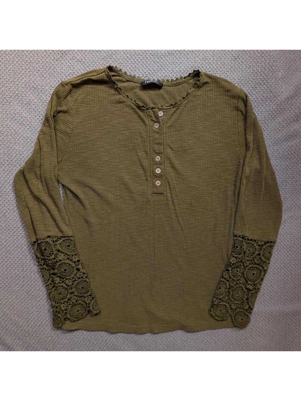 Olive Green Waffle Knit Crochet Sleeve Top – Women’s XL